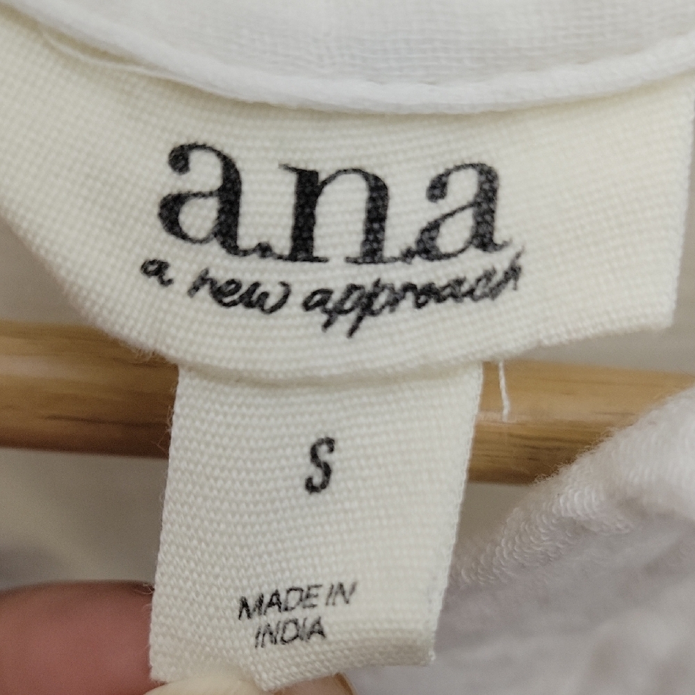 a.n.a White Short Sleeve Polo Button Down Shirt - Picture 4 of 6